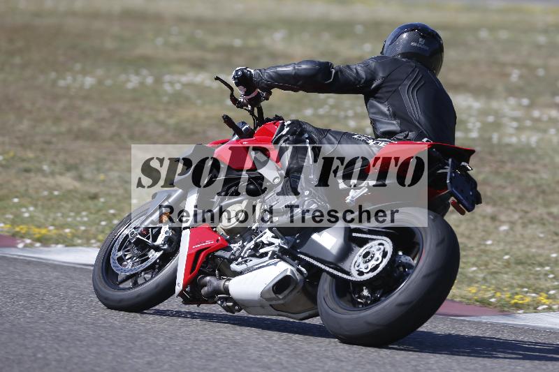 /36 08.08.2026  Pluess Motosport ADR/Freies Fahren/63